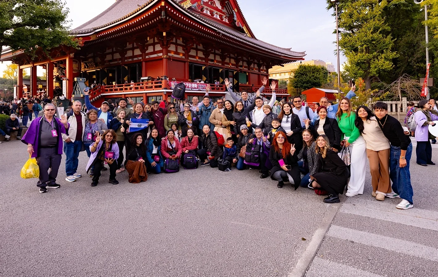 Empresarios que ganaron viaje a Francia