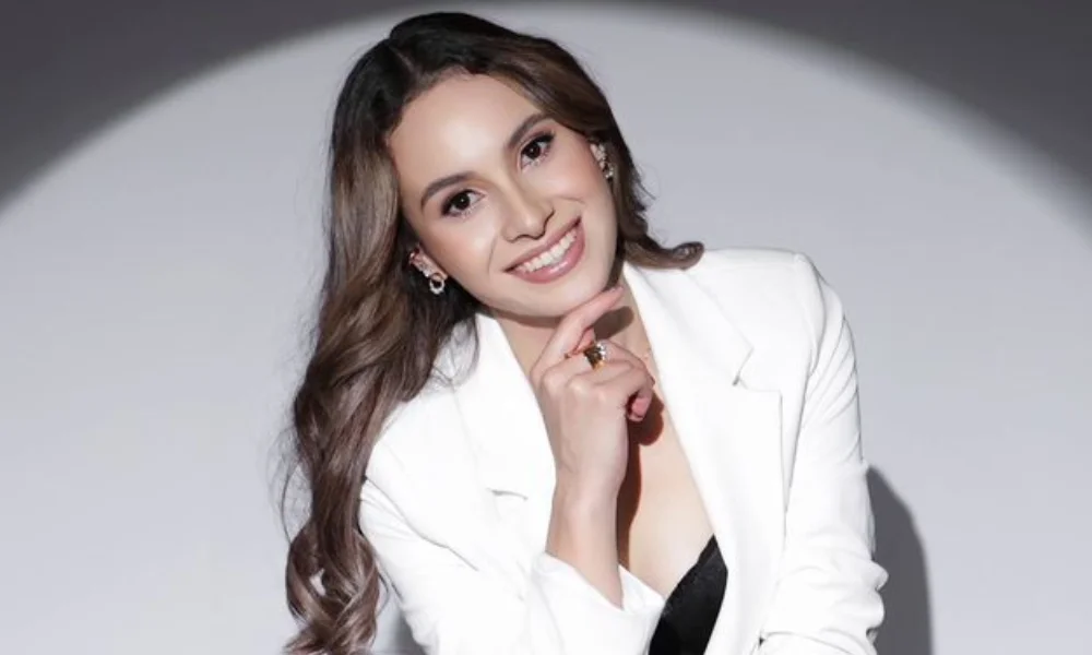 Ángeles Medina